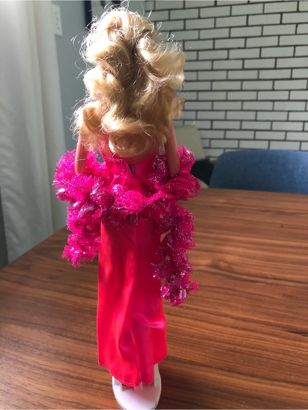 1977 Superstar Barbie Doll - Picture 2 of 6